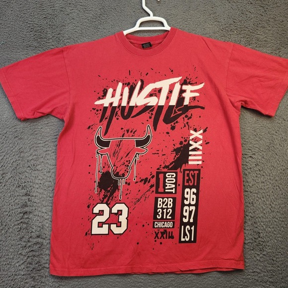 Chicago Bulls Hustle Shirt Mens XL Red 23 Graphic Tee Basketball Goat 90s Style - Picture 1 of 7